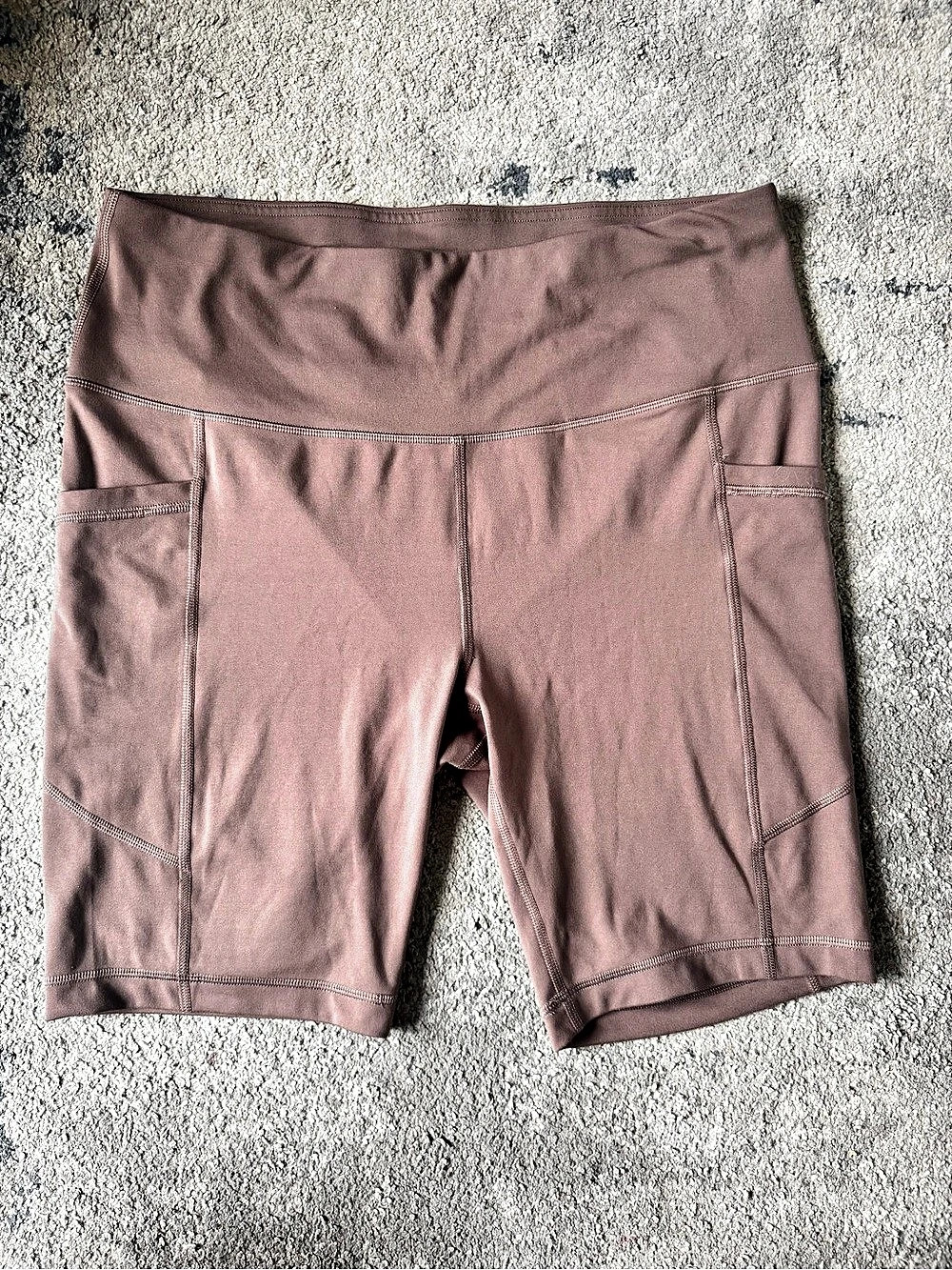 Velocity Active Stretch Serena 9” Biker Shorts Brown 1X Pockets